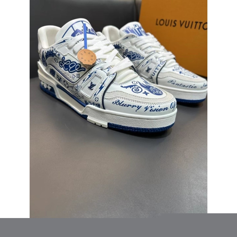 l**is V*t*n sneakers